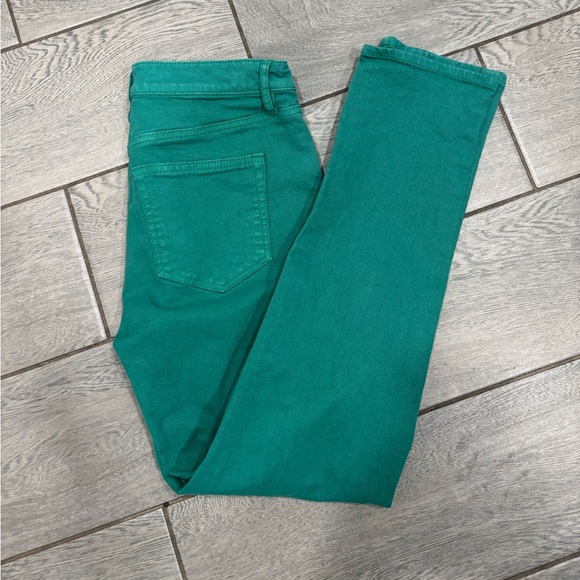 LOFT Girlfriend Jeans in Cove Green Size 26 - Picture 7 of 7